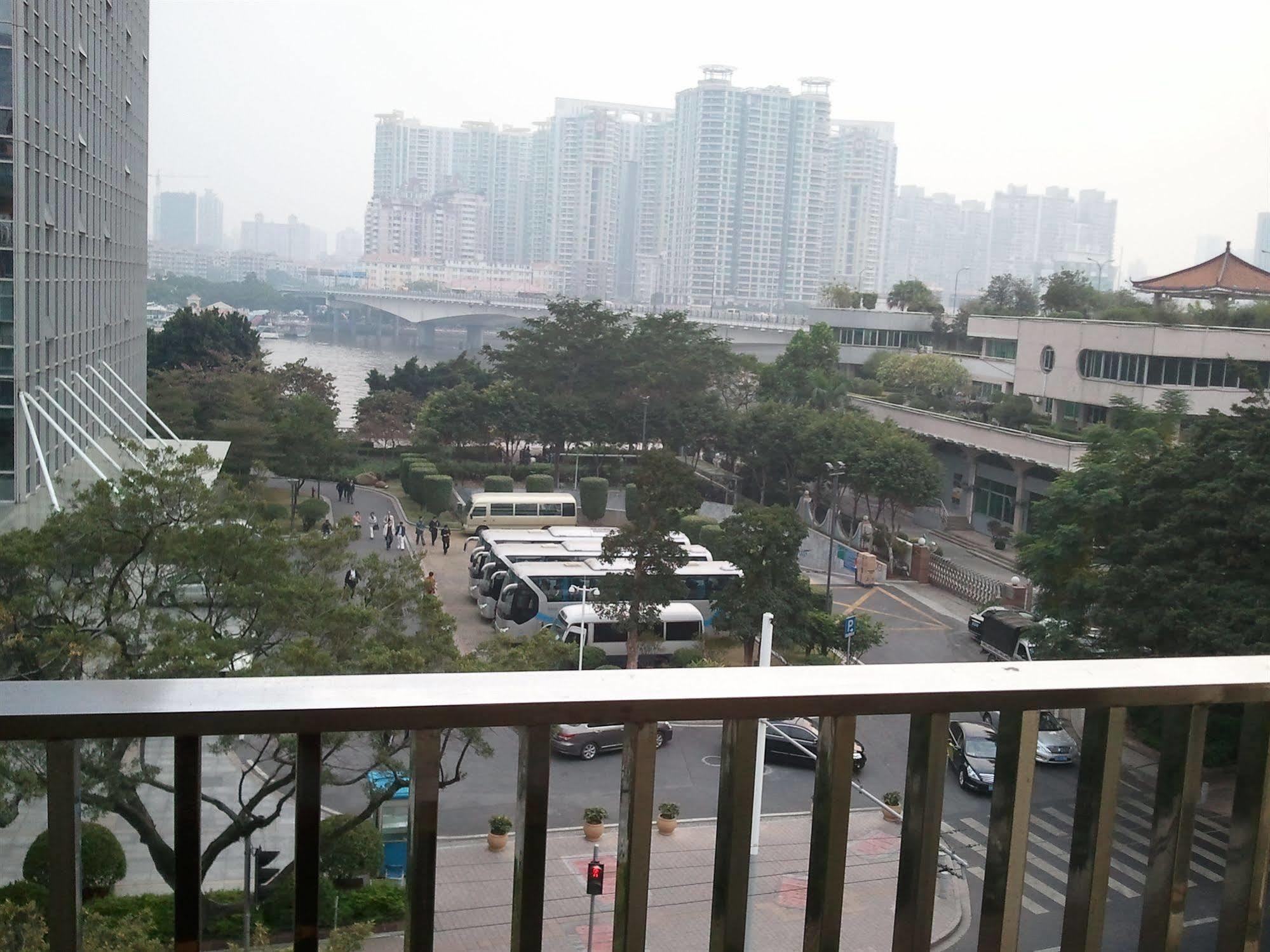 Yanjiang East Garden Inn Guangzhou Eksteriør billede